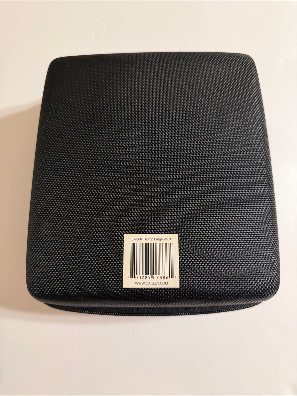 Oakley THUMP Earphones Sunglasses 2GB with Protective Storage Case. Singapore - Picture 14 of 16